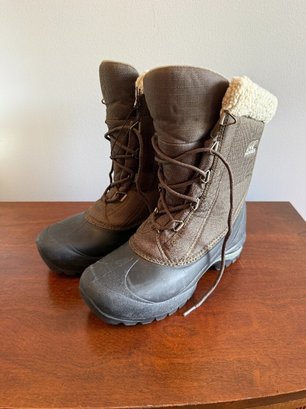 Sorel Cumberland Snow Boots Women's Size 9 Winter Waterproof Boots
